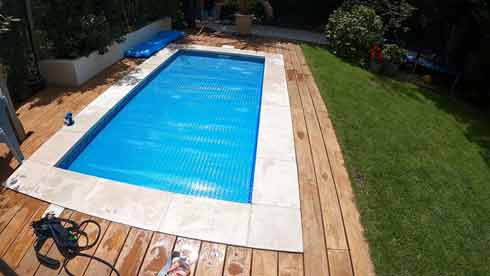 best solar blanket colorfor salt water pool