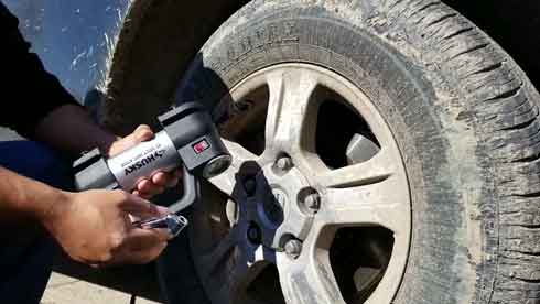 portable tire inflator