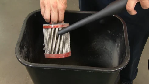 How to Clean a Vacuum Cleaner Filter in a Proper Way