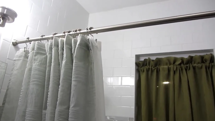 How to Remove Rust From Shower Curtain Hooks