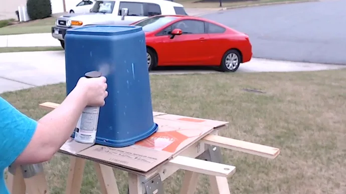 5 Best Paint for Plastic Garbage Cans: Expert Choice in 2024