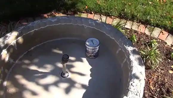 Liquid sealer for an outdoor fountain