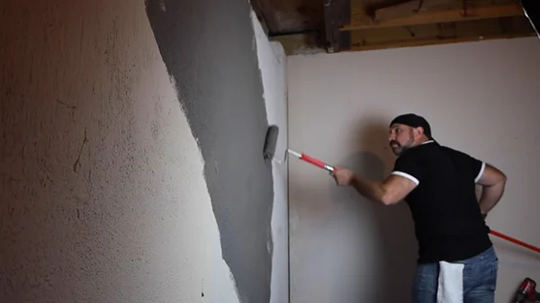 Waterproof basement walls sealer