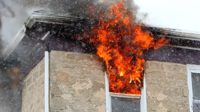 Make Your Home Safe from Fire: 6 Precautions [Must]
