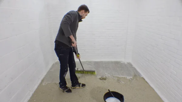 How to Seal Concrete With PVA