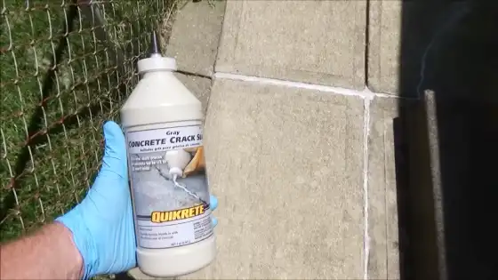 Quikrete Concrete Crack Seal Paintable